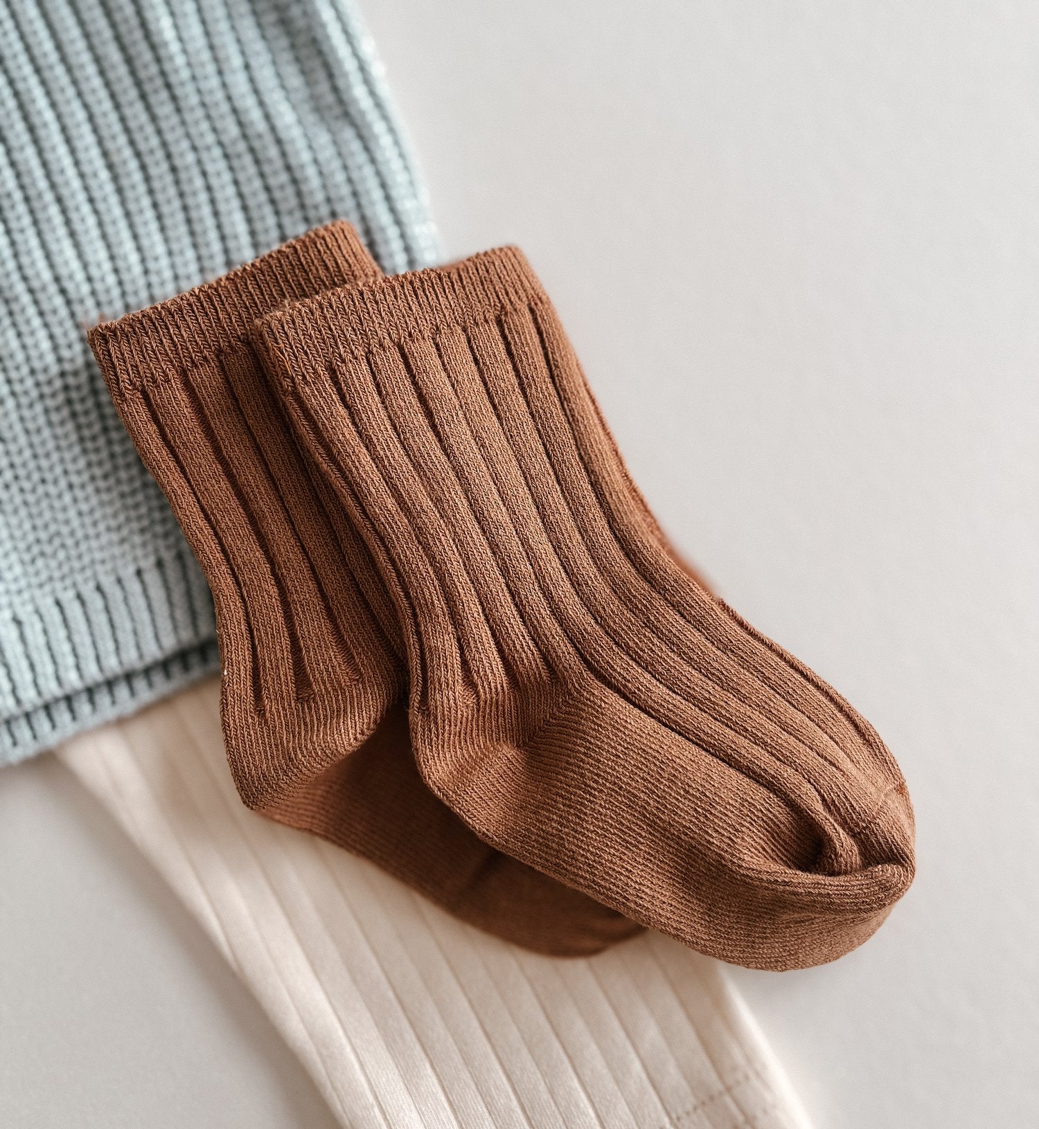 Cinnamon Ribbed Socks